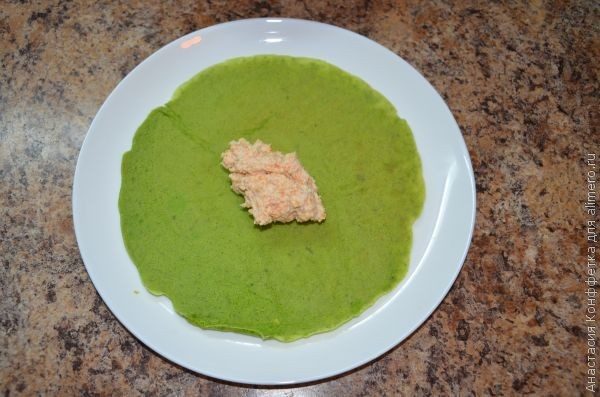 Ёлочка из блинов