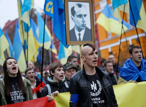 США установили нео-нацистское правительство в Украине