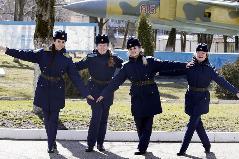 Первые летчицы