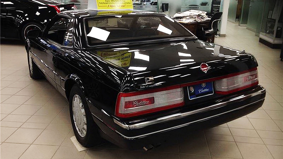 В Канаде выставили на продажу 24-летний Cadillac без пробега