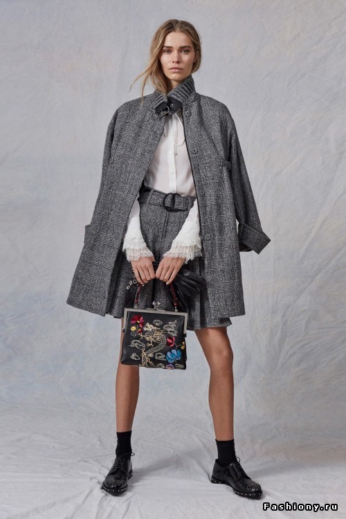 Межсезонная коллекция Ermanno Scervino pre-fall 2017 Межсезонная коллекция Ermanno Scervino pre-fall 2017