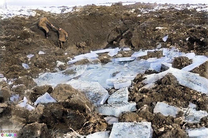 Грязь и окопы Грязь и окопы война, люди., первая мировая