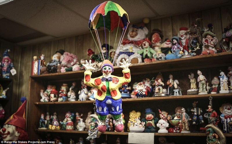 Мотель клоунов в Неваде
