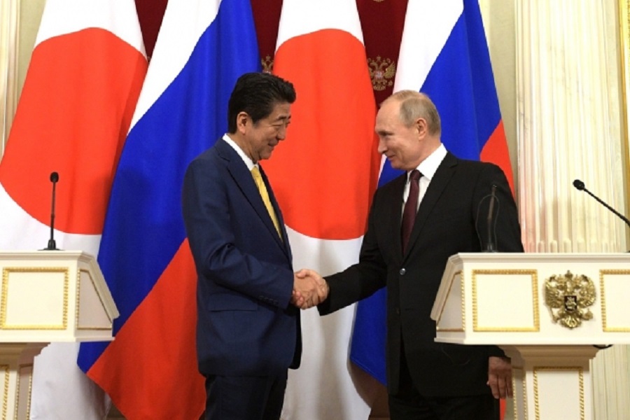 Как Абэ в ноябре 2018 прогибал Путина по Южным Курилам