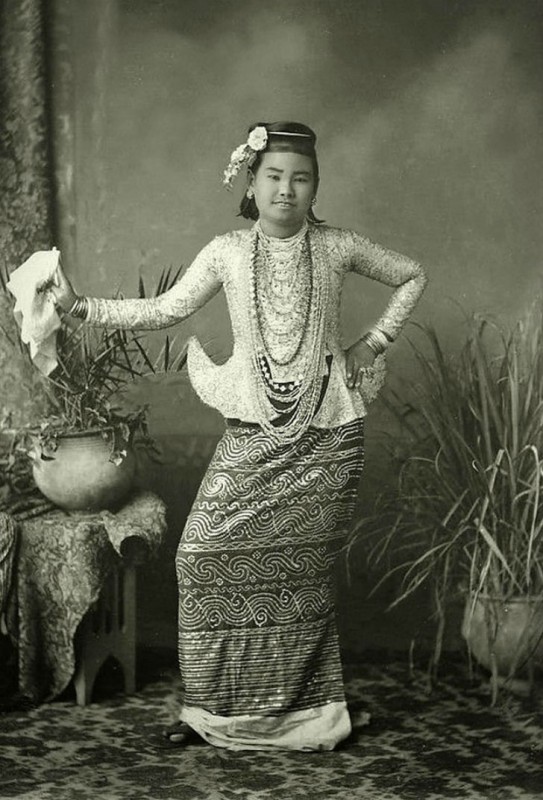 Самые красивые девушки мира на открытках 1900-х годов