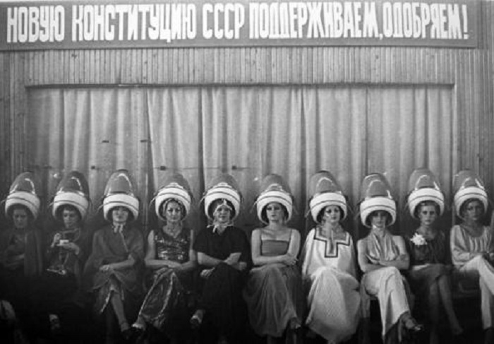 Как это было: 15 знаковых фотографий XX века, которые позволяют совершить погружение в историю