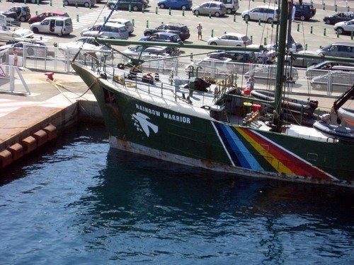 Пять кораблей, ушедших на дно в результате диверсии . Пять кораблей, ушедших на дно в результате диверсии .