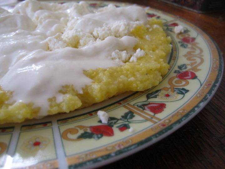 кукурузная каша с салом и луком. original. кукурузная каша с салом и луком фото. кукурузная каша с салом и луком-original. картинка кукурузная каша с салом и луком. картинка original. Кукурузную кашу готовят на воде, молоке, с кусочками сала, мяса или даже с фруктами. Какой из вариантов нравится тебе больше? Предлагаем испробовать эти 20 рецептов и сделать свой выбор!