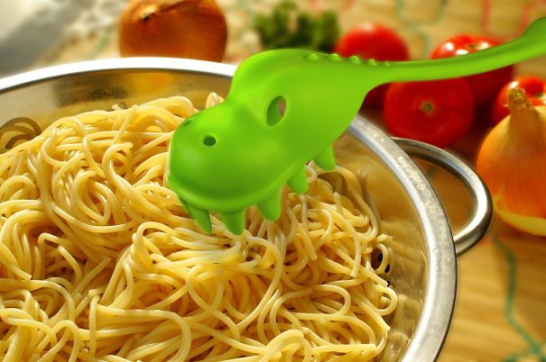 25 оригинальных кухонных приборов для любителей вкусно покушать. Заряд позитива на каждый день гарантирован!
