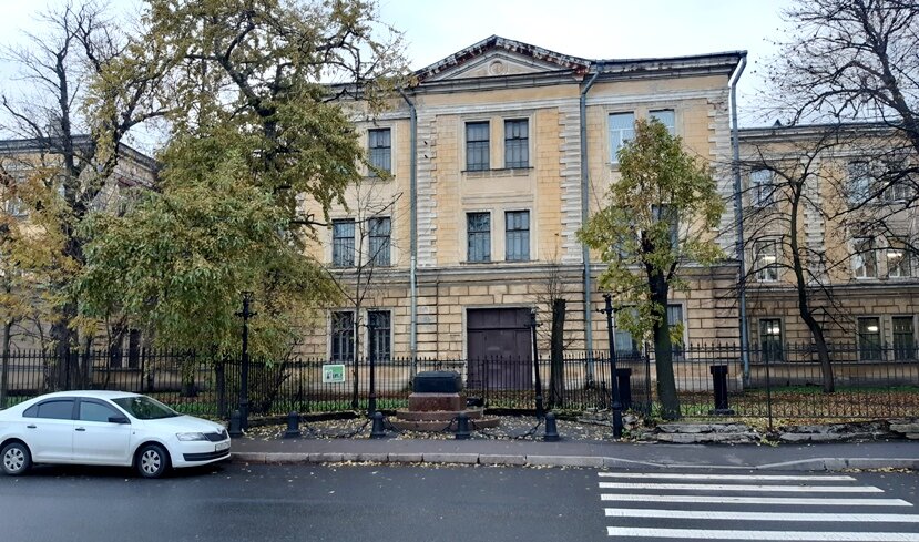 Памятник как арт-объект
