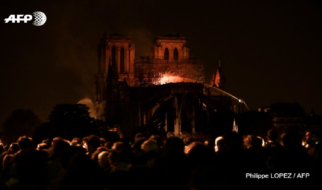 Notre-Dame de Paris - как знамение... Бог отвернулся от вас