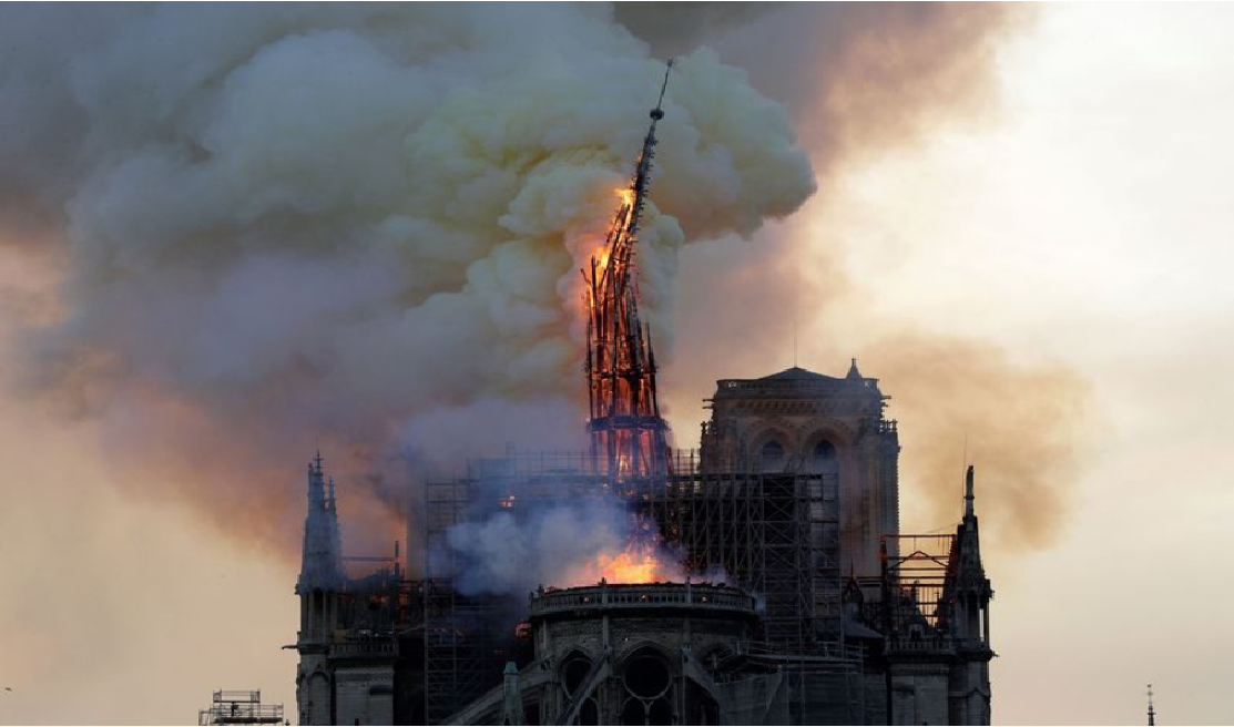 Notre-Dame de Paris - как знамение... Бог отвернулся от вас