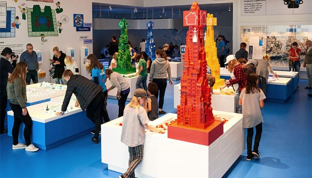 Дом LEGO