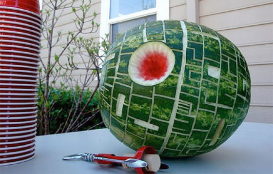 Amazing Watermelon Carvings (75 pics)