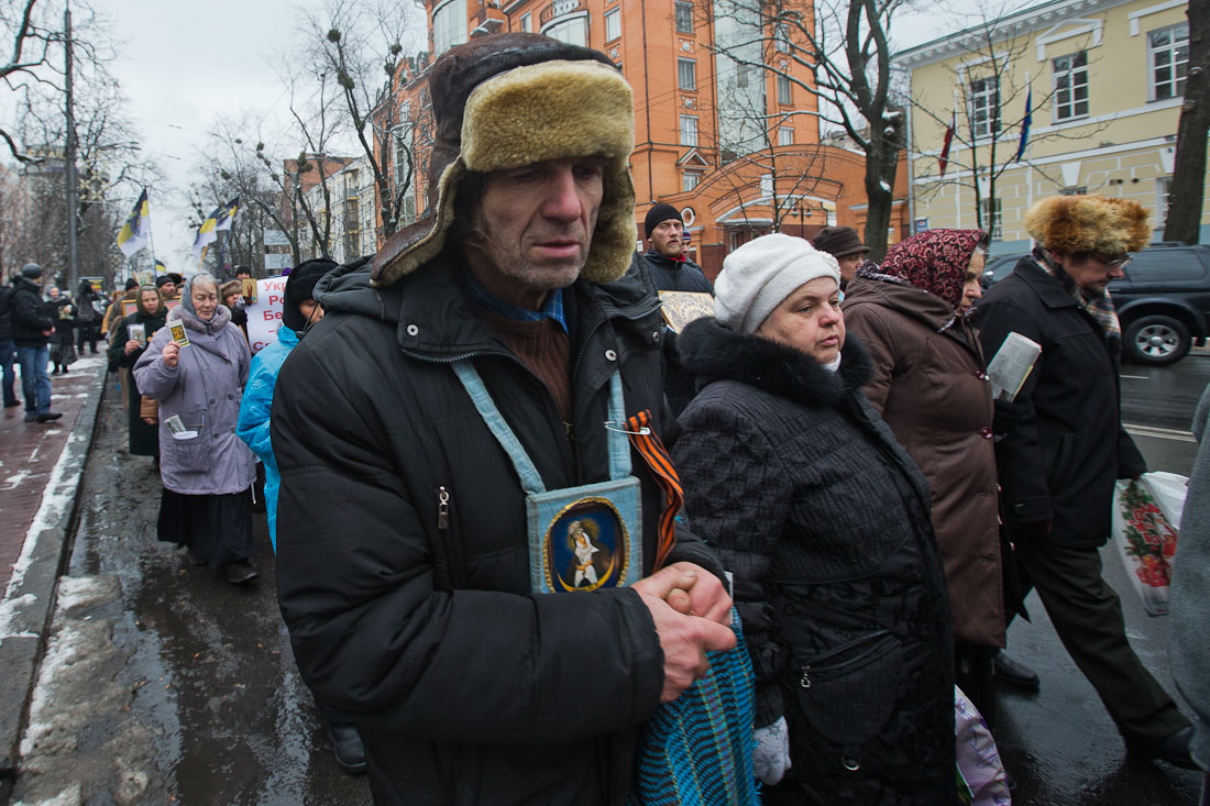 Крестный ход против Евросодома. Каким его увидел известный блогер Рустем Адагамов Крестный ход против Евросодома. Каким его увидел известный блогер Рустем Адагамов