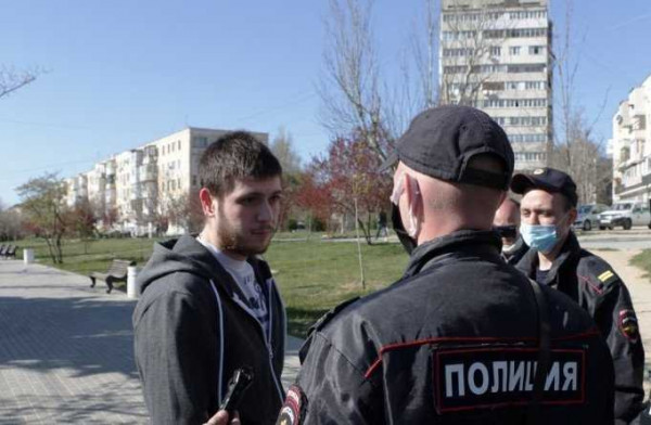 В Крыму разыскивают приезжих, которые предоставили полиции ложную информацию о своем местопребывании