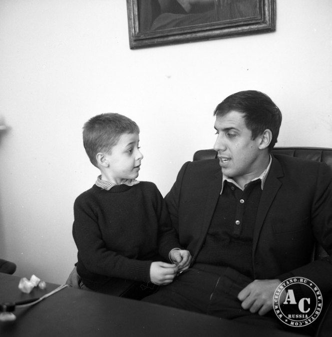 Самому прекрасному мужчине Италии Адриано Челентано 79 лет!