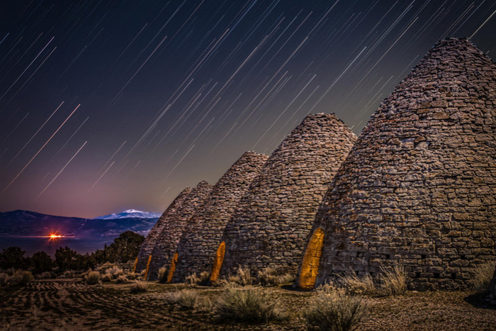 Ночью они выглядят просто завораживающе. /Фото: pandotrip.com Ночью они выглядят просто завораживающе. /Фото: pandotrip.com