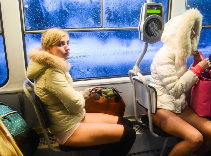 Флешмоб: В метро без штанов Флешмоб: В метро без штанов без штанов, метро, флешмоб