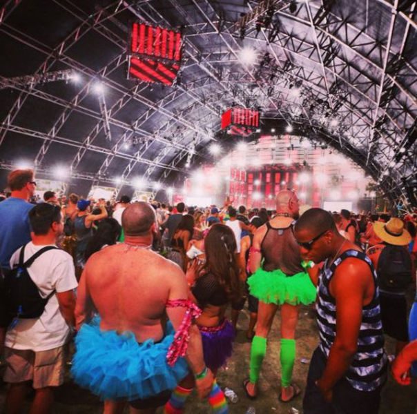 И ЭТИ ЛЮДИ НАМ ЕЩЕ ЧТО-ТО СМЕЮТ УКАЗЫВАТЬ. Тем временем в Америке