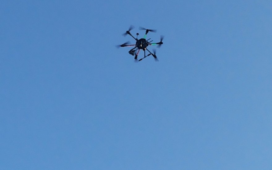 dronas-73706528