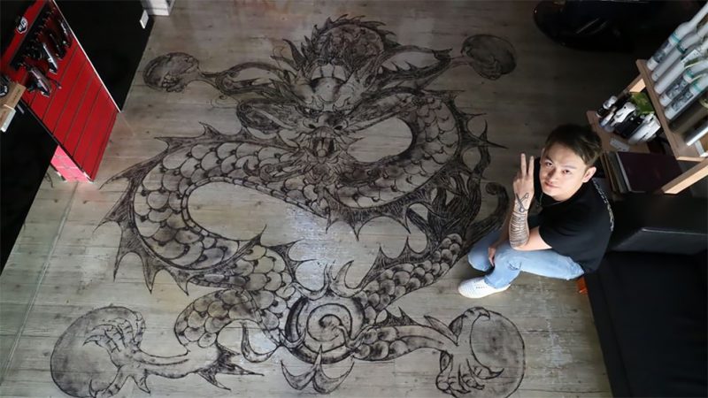 Картины из волос от китайского парикмахера