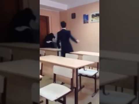 Мужыг,хуле: Школьник избил одноклассницу в лицее №47 Иркутска