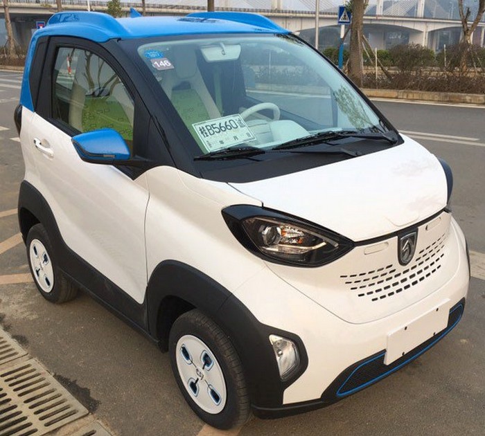 Baojun E100. Baojun E100.