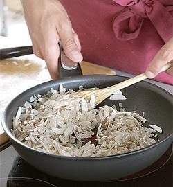 Куриный жюльен с грибами Куриный жюльен с грибами
