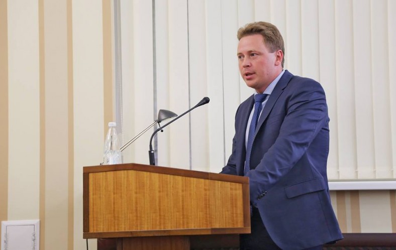 Врио губернатора Севастополя «заготовил» ряд сокращений и «не болеет фантазиями»