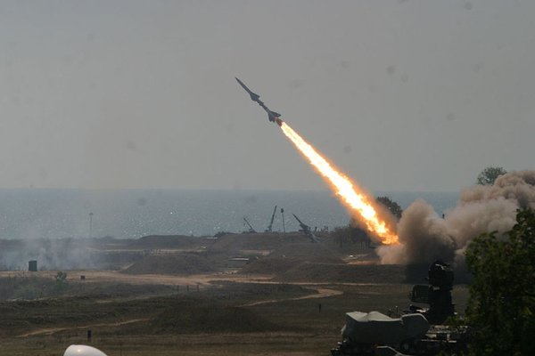 «Уничтожить весь флот США одной ракетой? - ЛЕГКО!» Российские подводные ракеты нового поколения. «Уничтожить весь флот США одной ракетой? - ЛЕГКО!» Российские подводные ракеты нового поколения.
