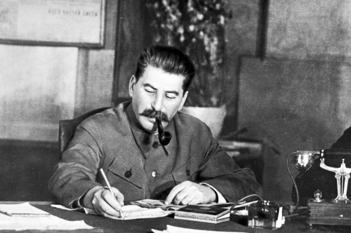 Неожиданная реакция Сталина на похвалу со стороны Черчилля original.png#20515433021