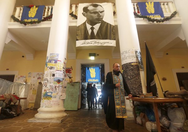 Кто сжег Хатынь