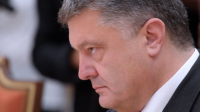 В Киеве митингующие перекрывают улицы и требуют импичмента Порошенко. Киев, митинги и протесты, Украина. НТВ.Ru: новости, видео, программы телеканала НТВ