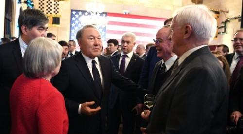 Президент Казахстана провел встречу c представителями деловых кругов США