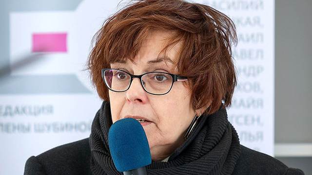 Историк ответил писательнице, обвинившей Сталина в блокаде Ленинграда