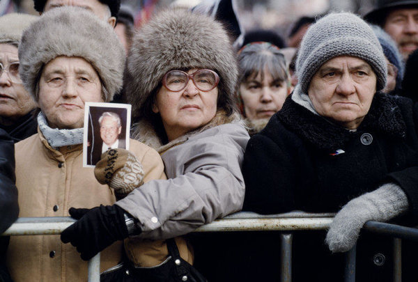 1993 год в цвете: Современность, успевшая стать историей 1993 год в цвете: Современность, успевшая стать историей