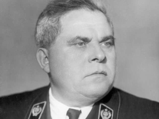 Арсений Зверев - министр финансов военного времени Арсений Зверев - министр финансов военного времени