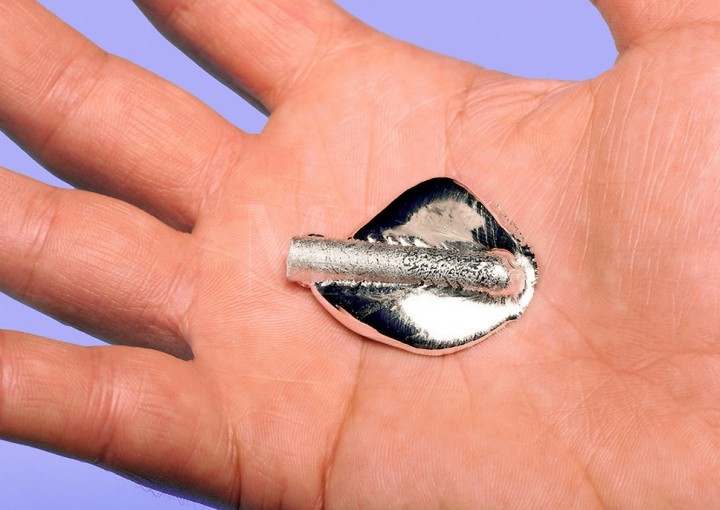 gallium05 gallium05 Галлий редкий метал, который тает в руках