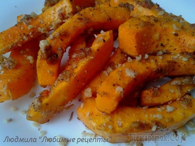 Любимый рецепт тушеной тыквы в сметанном соусе - быстро и вкусно Любимый рецепт тушеной тыквы в сметанном соусе - быстро и вкусно