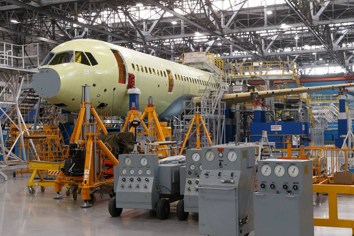 Сроки серийного производства самолета МС-21 сдвигаются из-за санкций