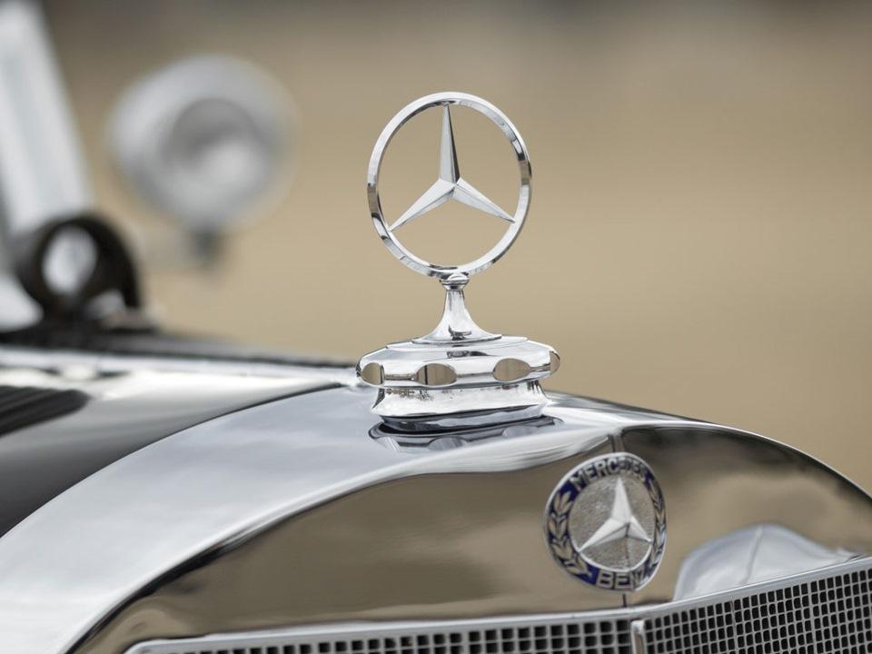 Mercedes-Benz 540 K Cabriolet "Туринг-кар" Mercedes-Benz 540 K Cabriolet "Туринг-кар"
