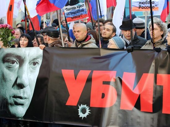 Собчак заявила об известности имени заказчика убийства Немцова Собчак заявила об известности имени заказчика убийства Немцова