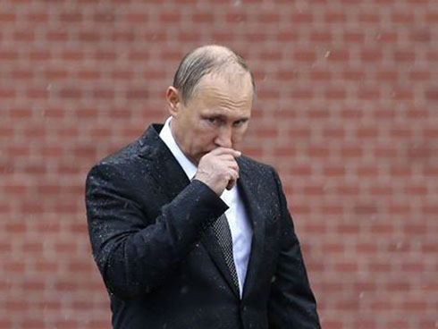 Враждебный Путин и Великий Октябрь