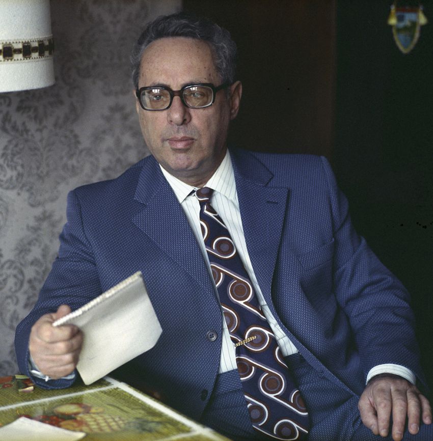 100 ��� �� ��� �������� ���� �������� 100 ���, �������