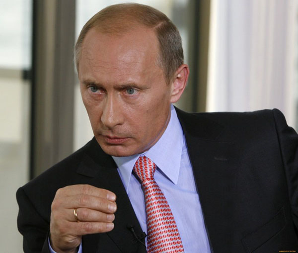 Путин приступил к открытому построению Российской Империи Путин приступил к открытому построению Российской Империи