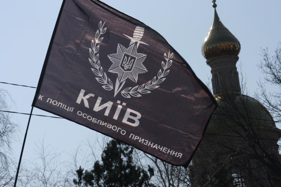 "Этих дураков убьют, новых наберем". Боец "Айдара" — о боях в Донбассе "Этих дураков убьют, новых наберем". Боец "Айдара" — о боях в Донбассе