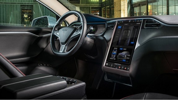 Хакеры сегодня будут пытаться взломать системы Tesla Model S за приз в 10 000 долларов