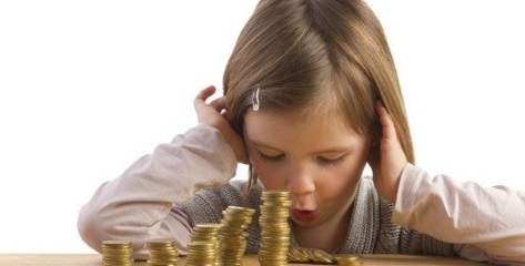 Сколько денег давать ребенку на карманные расходы?