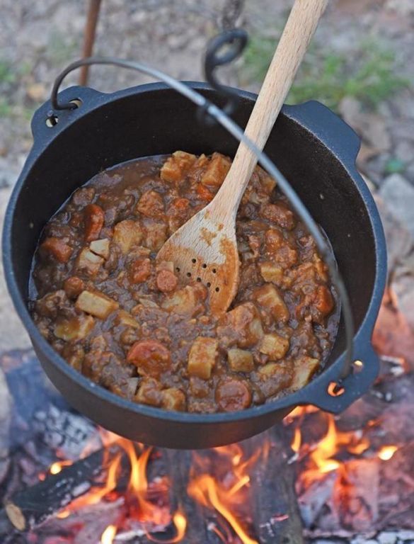 Как приготовить мясо с картошкой в казане: пошаговый рецепт